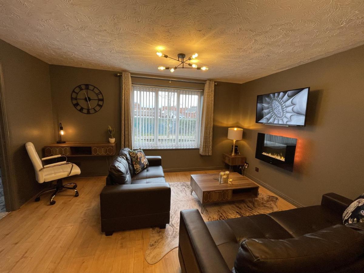 No24 - 2-Bed Boutique Apartment - Hosted By Hutch Lifestyle Leamington Spa Exterior photo